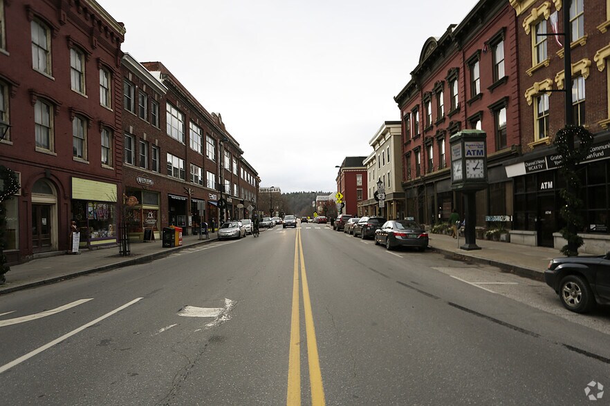 More Photos Of 43-45 State St, Montpelier Storefront Retail Office For Lease
