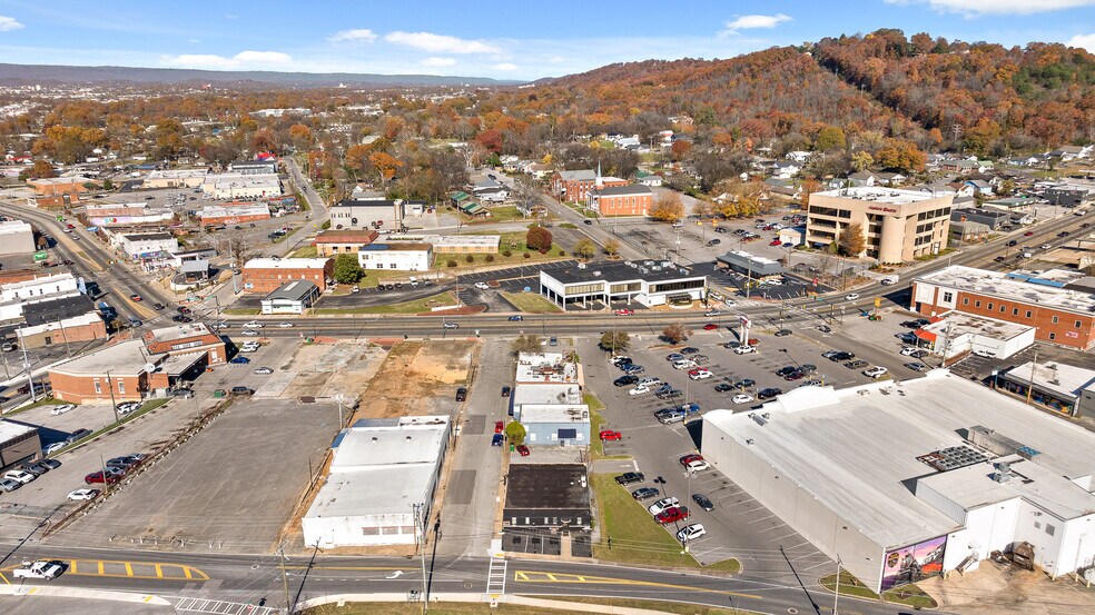 More Photos Of 118 Howard St, Rossville Medical For Sale