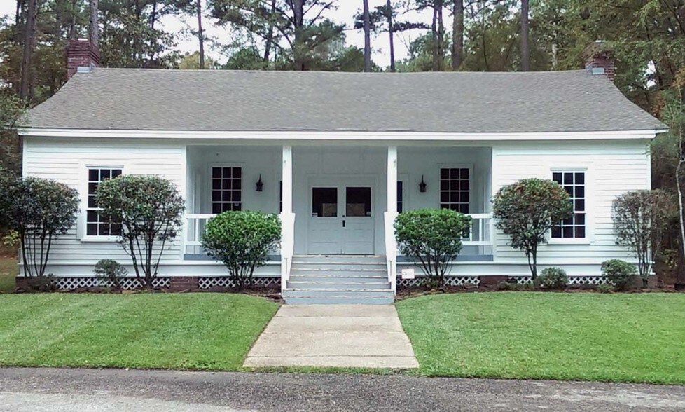 More Photos Of 13387 US Highway 69 N, Tyler Office Residential For Lease