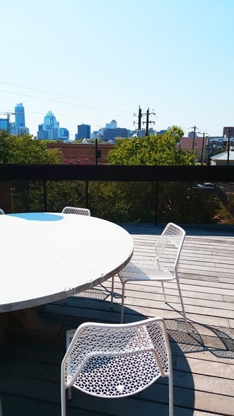 More Photos Of 1111 E 11th St, Austin Office For Sale