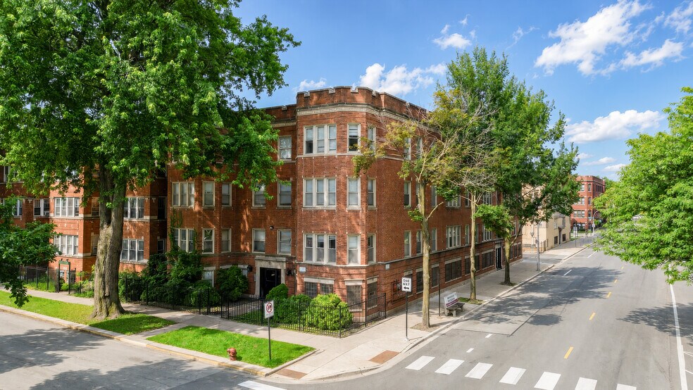 Primary Photo Of 6700 S Clyde Ave, Chicago Apartments For Sale