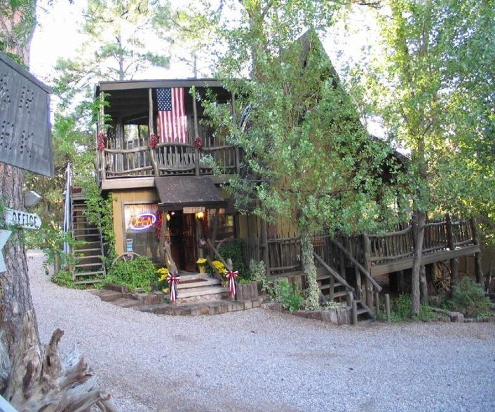 More Photos Of 88 Main St, Pinos Altos Hotel For Sale