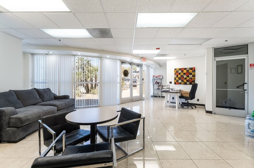 More Photos Of 6744 Spencer St, Las Vegas Industrial For Sale