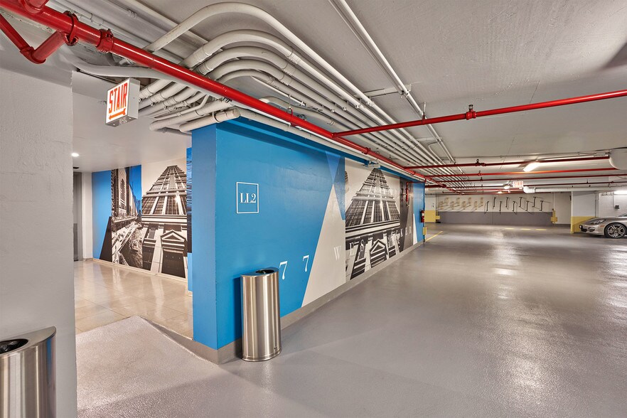 More Photos Of 77 W Wacker Dr, Chicago Office For Lease