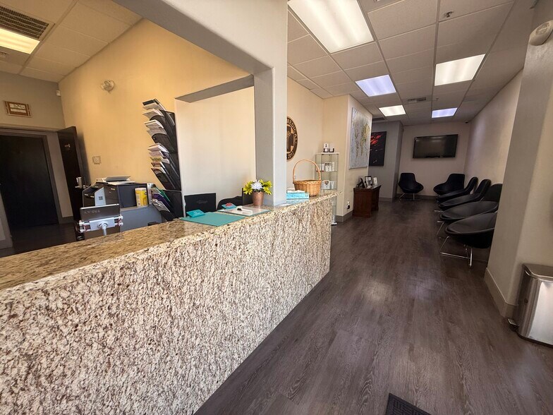 More Photos Of 1108 Ward Ave, Patterson Medical For Lease