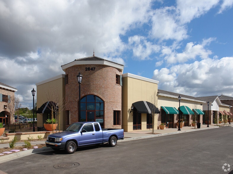 More Photos Of 2675 Gateway Rd, Carlsbad Unknown For Lease