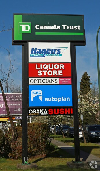 More Photos Of 900-972 King Edward Ave W, Vancouver Supermarket For Lease