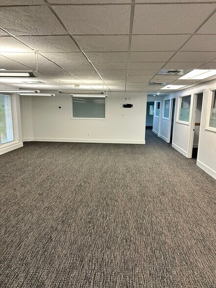 More Photos Of 656 Kreag Rd, Pittsford Office For Lease