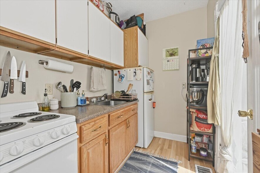More Photos Of 1727 E Superior St, Duluth Multifamily For Sale