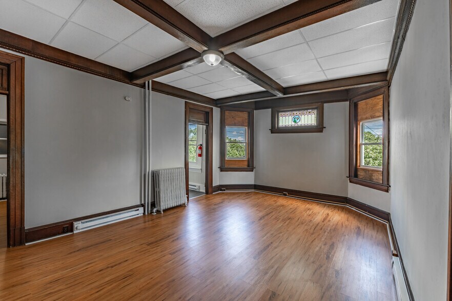 More Photos Of 403 Washington Ave, Sellersville Apartments For Sale