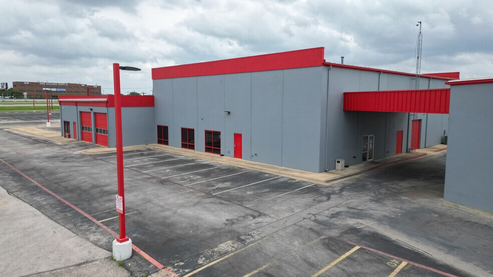 More Photos Of 1902 E Central Texas Expy, Killeen Auto Dealership For Lease
