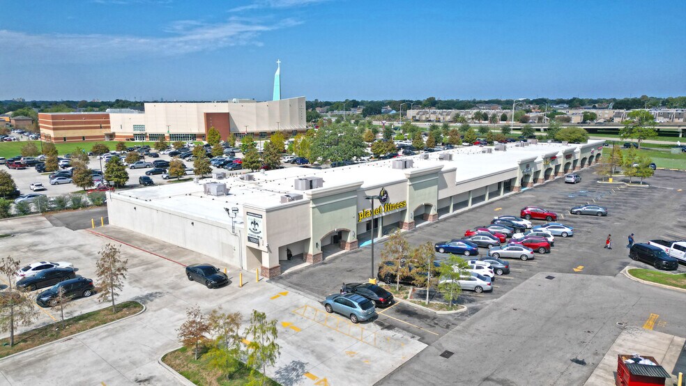 Primary Photo Of 5790 Crowder Blvd, New Orleans Health Club For Sale