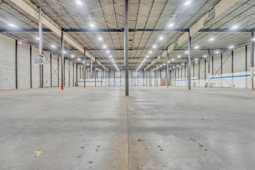 More Photos Of 304 Arcadia Dr, Greenville Industrial For Lease