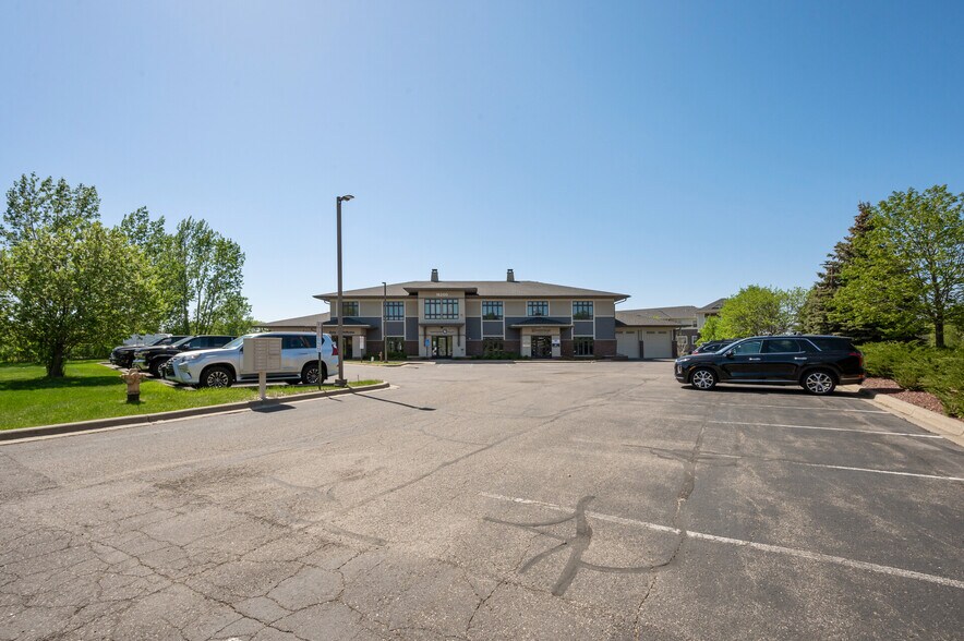 More Photos Of 18200 45th Ave N, Plymouth Office Residential For Lease