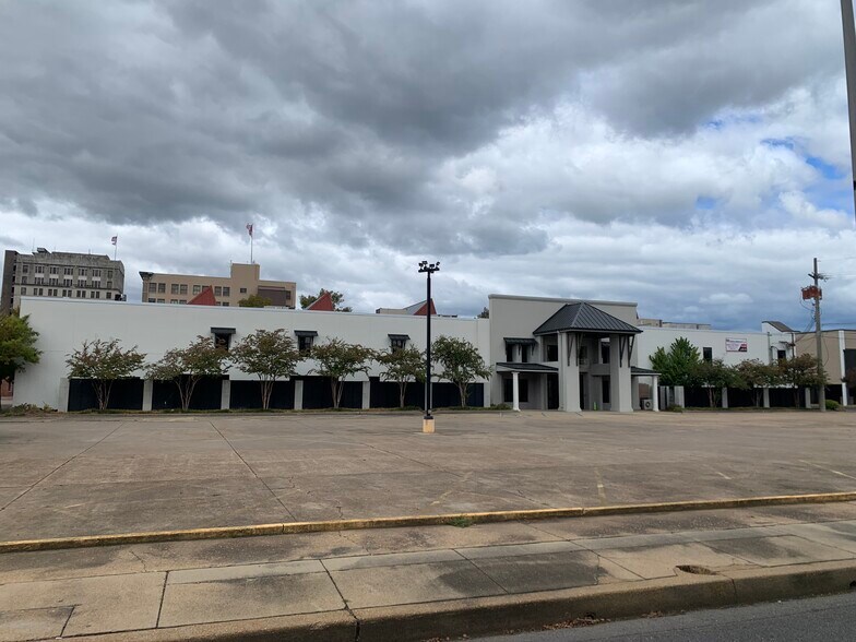 More Photos Of 1201 3rd St, Alexandria Office For Sale