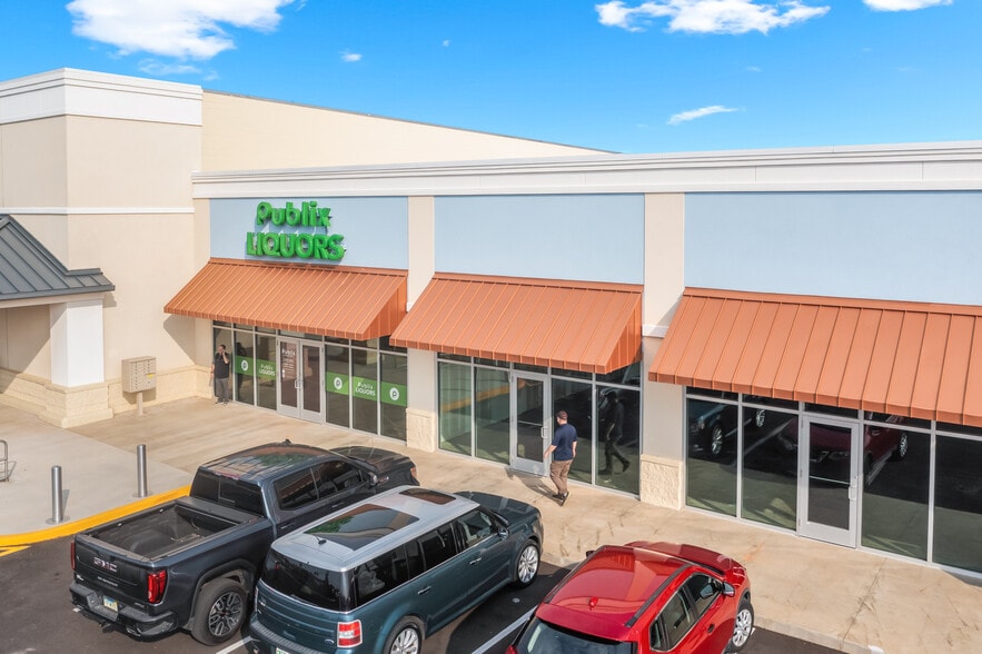 More Photos Of 10040 Navarre Pky, Navarre General Retail For Lease