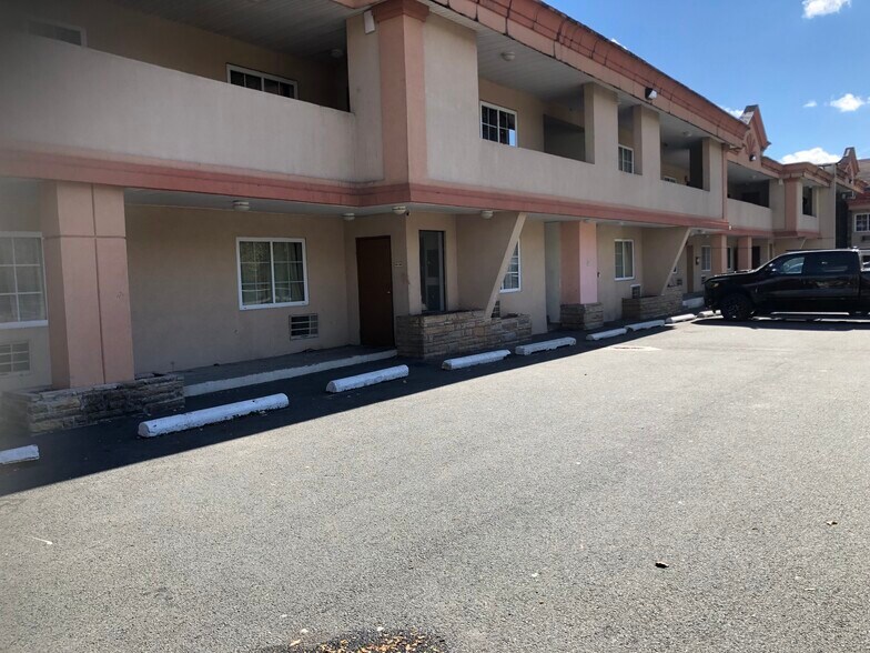 More Photos Of 392 Broadway, Monticello Hotel For Sale