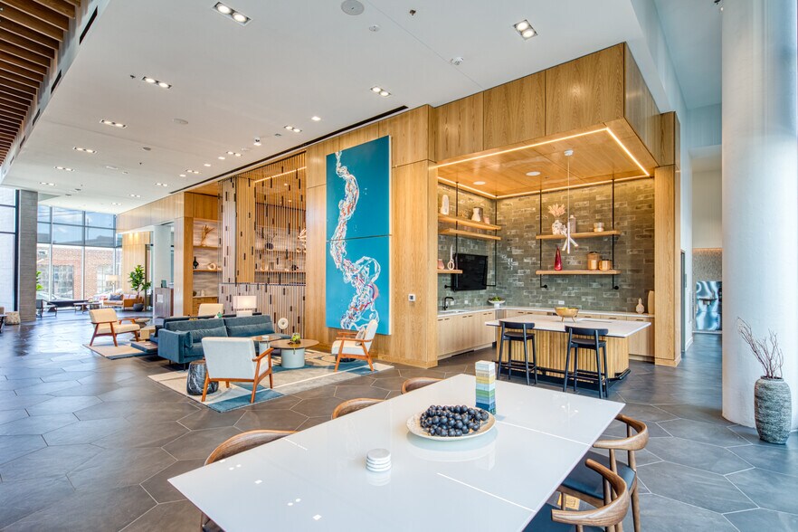 More Photos Of 400 Hull St, Richmond Office For Lease