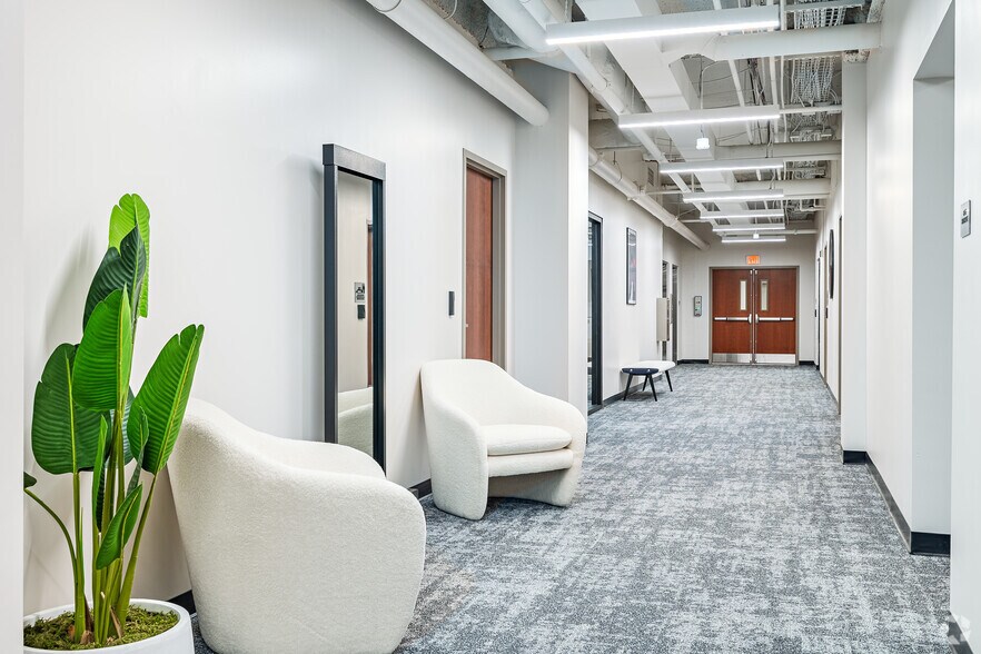 More Photos Of 3800 Park East Dr, Beachwood Apartments For Lease