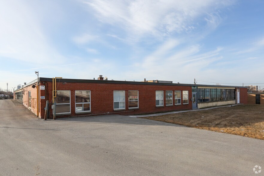 More Photos Of 193-195 Bartley Dr, Toronto Warehouse For Sale