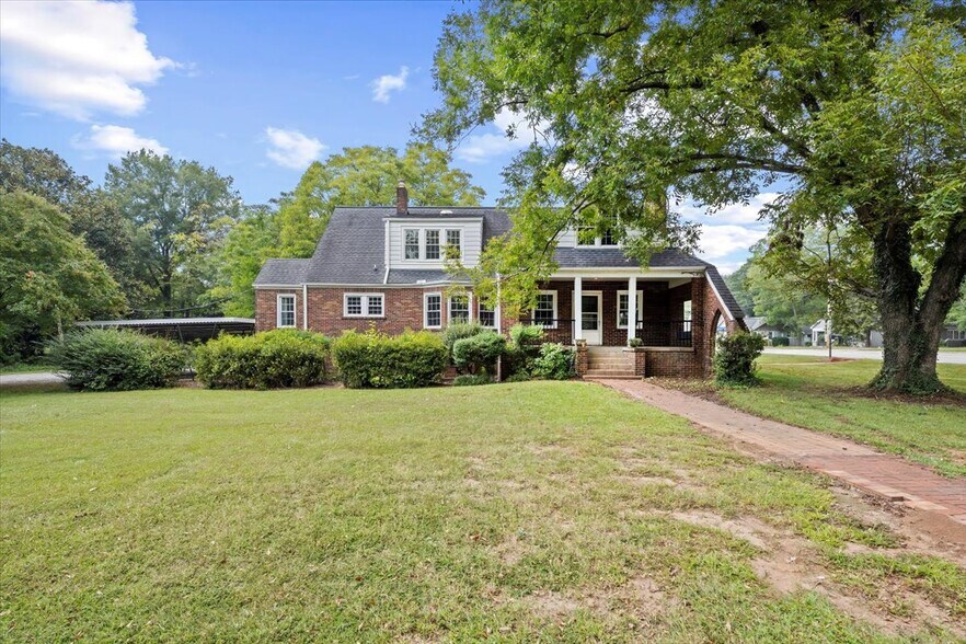 More Photos Of 301 E Main St, Easley Land For Sale