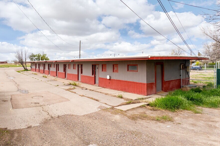 More Photos Of 1521 1st Ave NW, Great Falls Hotel For Sale