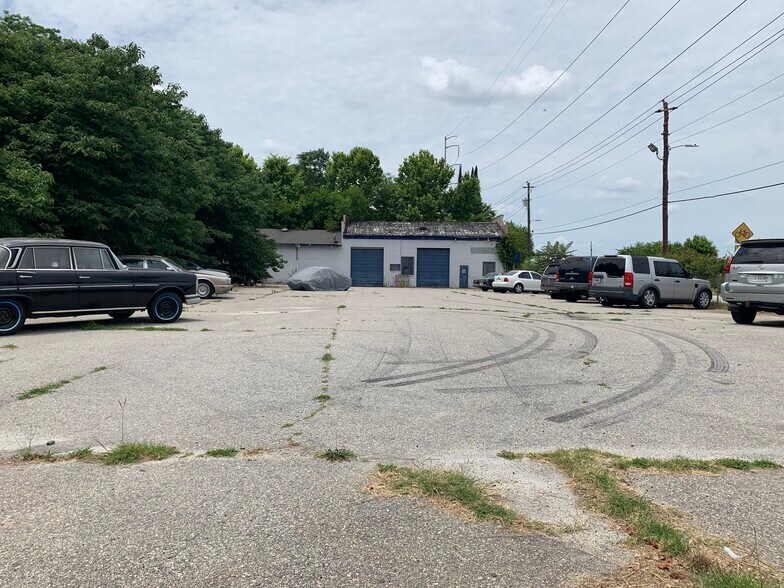 More Photos Of 816 Fenwick St, Augusta Service For Sale