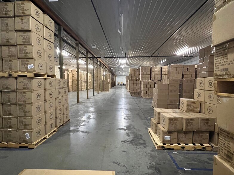 More Photos Of 480 Park Ave E, Eden Valley Warehouse For Sale