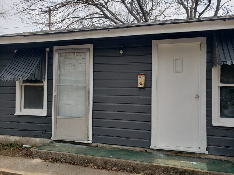 More Photos Of 312 N Creek St, Holdenville Apartments For Sale