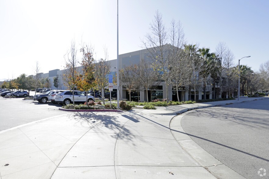 More Photos Of 9859 7th St, Rancho Cucamonga Distribution For Lease