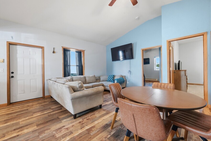 More Photos Of 316-318 Main St, Glenburn Apartments For Sale