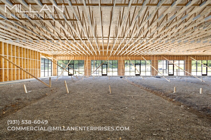 More Photos Of 1568 Donelson Pkwy, Dover General Retail For Lease