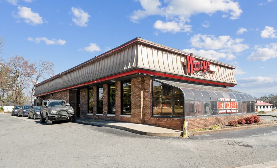 More Photos Of 2200 E Laburnum Ave, Richmond Fast Food For Lease
