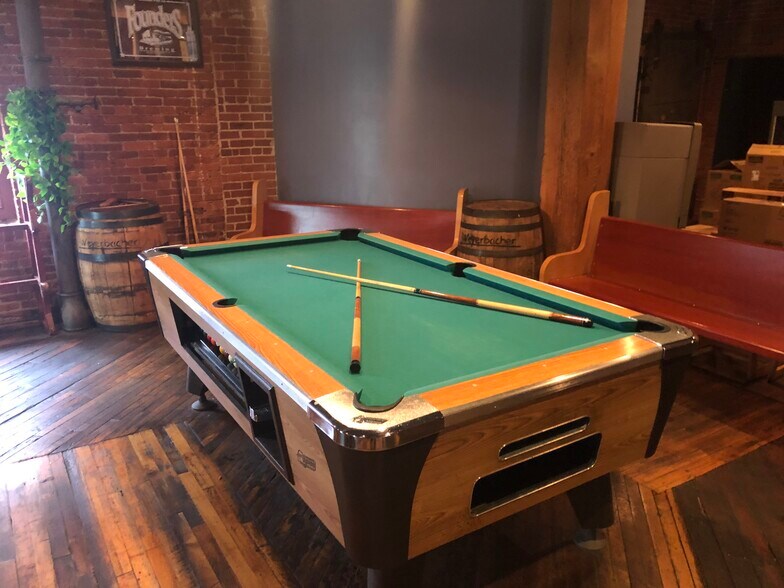 More Photos Of 535 Canal St, Reading Flex For Sale