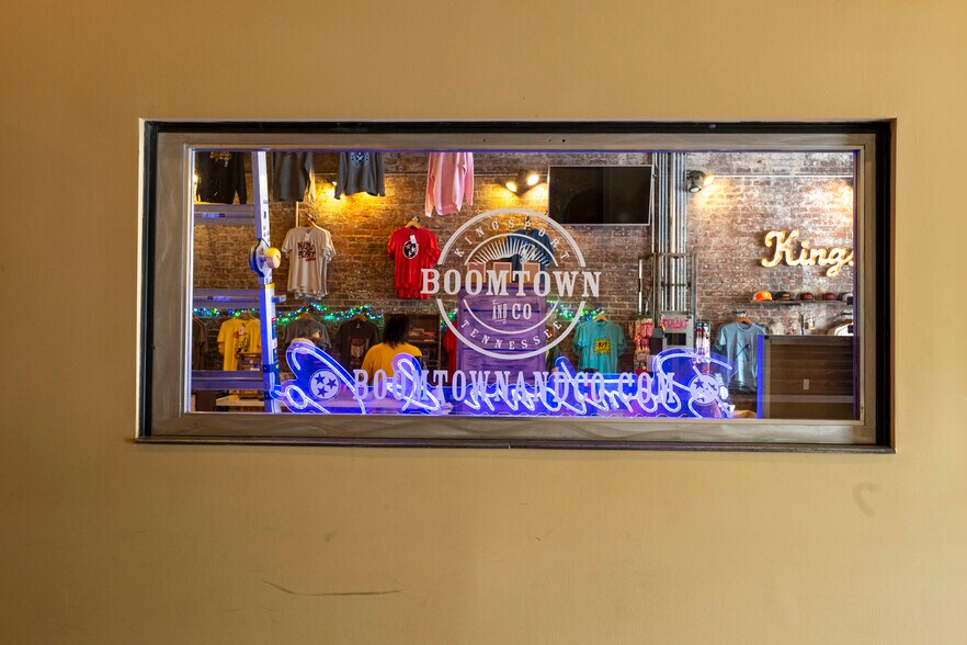 More Photos Of 217 Broad St, Kingsport Storefront Retail Office For Sale