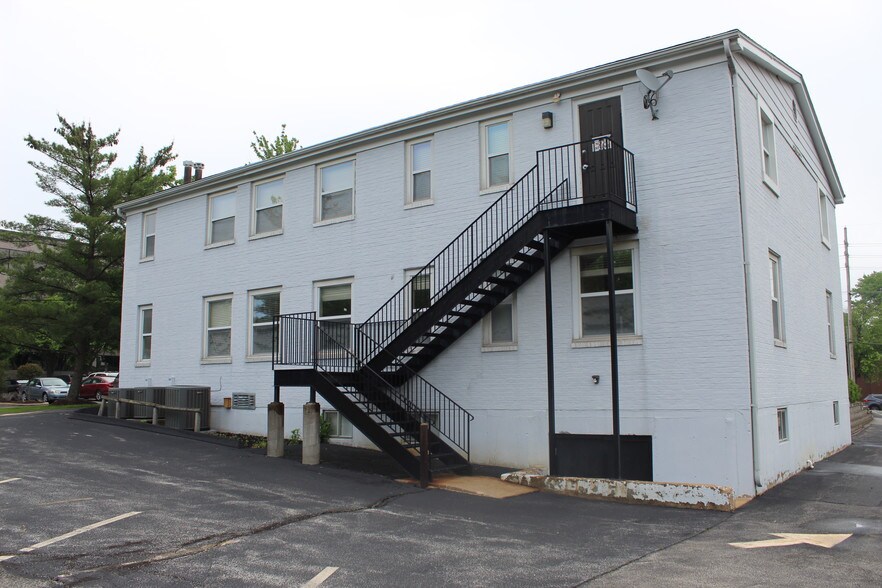 More Photos Of 453 N Lindbergh Blvd, Creve Coeur Office For Sale