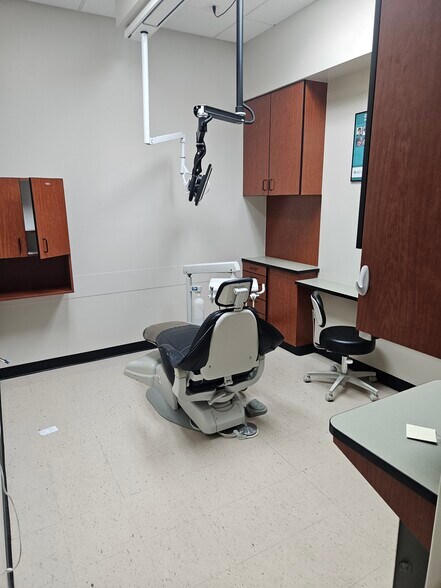 More Photos Of 8203-8267 S Holly St, Centennial Unknown For Lease