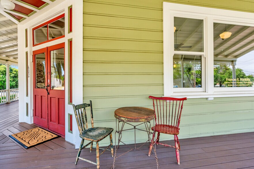 More Photos Of 602 W K St, Benicia Freestanding For Sale