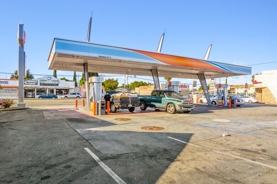 More Photos Of 502 W Rosecrans Ave, Compton Service Station For Sale