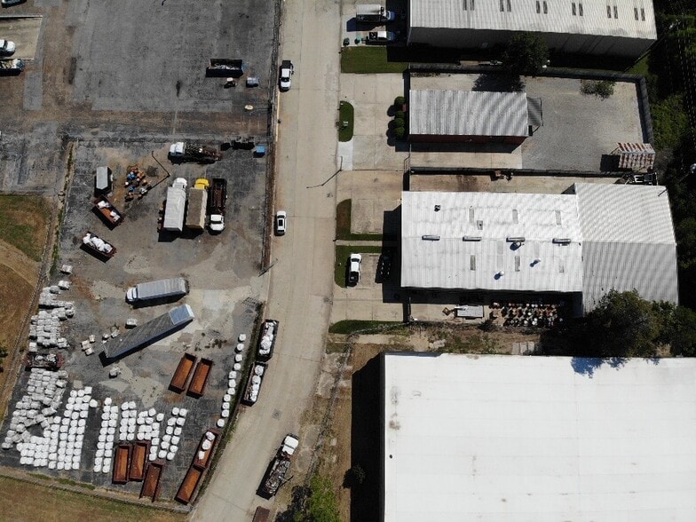 More Photos Of 4400 Poche Ct W, New Orleans Light Manufacturing For Sale