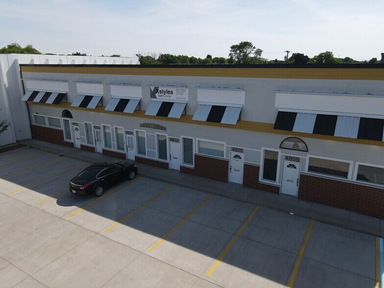 Primary Photo Of 4808-4820 Delemere Ave, Royal Oak Light Manufacturing For Lease