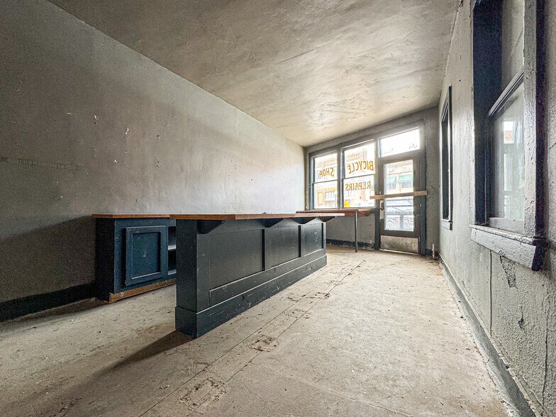 More Photos Of 614 Kihekah Ave, Pawhuska Flex For Sale