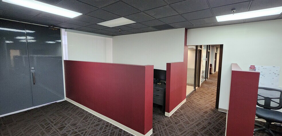 More Photos Of 3790 Paradise Rd, Las Vegas Office For Lease