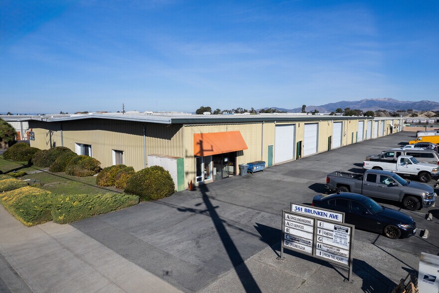 More Photos Of 557 Brunken Ave, Salinas Warehouse For Sale