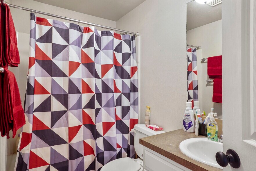 More Photos Of 316 E Brookside, Colorado Springs Apartments For Sale