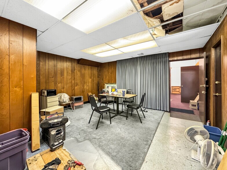 More Photos Of 920 S Atlantic Blvd, Los Angeles Office For Sale