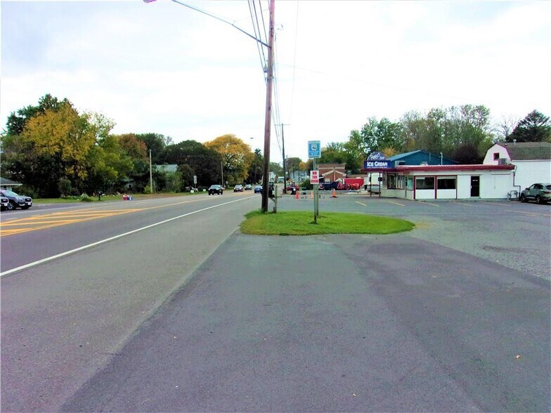 More Photos Of 365 E Main St, Waterloo Township General Retail For Sale