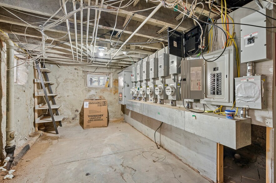 More Photos Of 2-8 S 46th St, Philadelphia Apartments For Sale