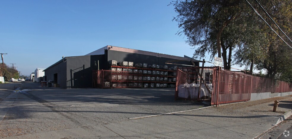 More Photos Of 18409 E Valley Blvd, City of Industry Warehouse For Lease