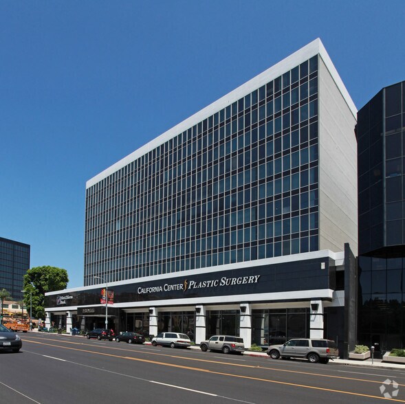 More Photos Of 16055 Ventura Blvd, Encino Office For Lease